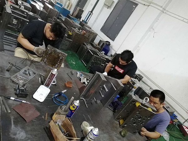 塑料模具加工案例